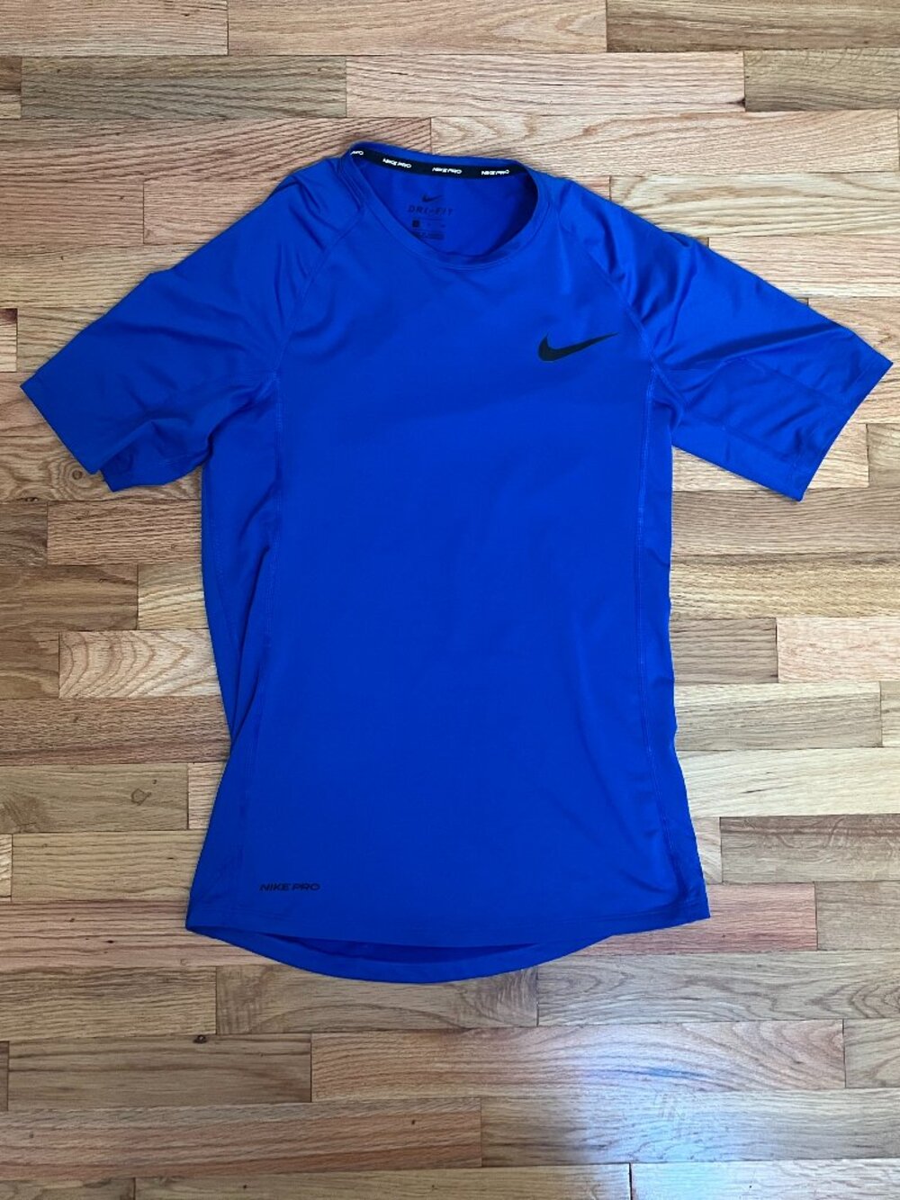 Men's Small Nike Pro Dri Fit Slim Fitted Short Sleeve Shirt Blue